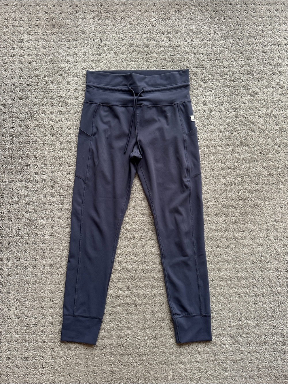 Vuori Navy Drawstring Pocket Performance Leggings